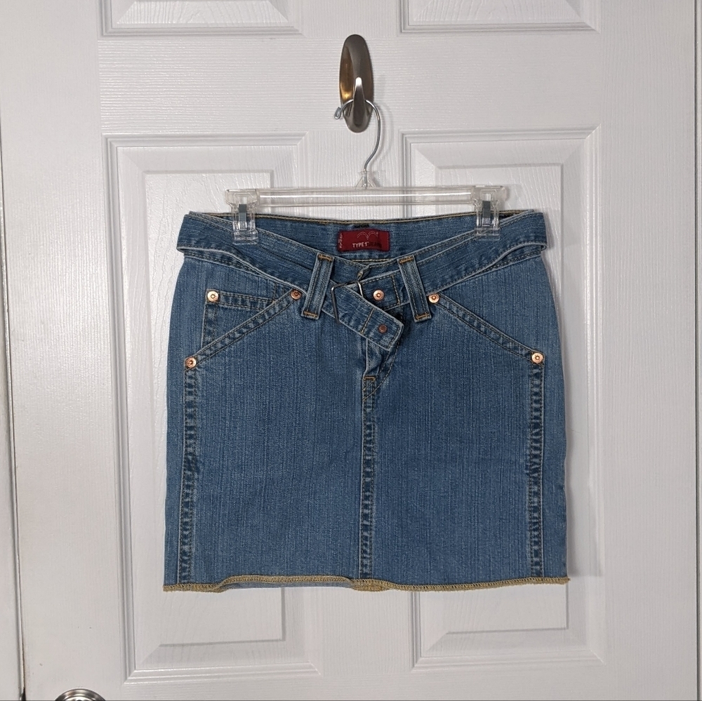 Retro Levi's Type 1 Y2K Belted Denim Light Wash Mini Pencil Skirt Size Small